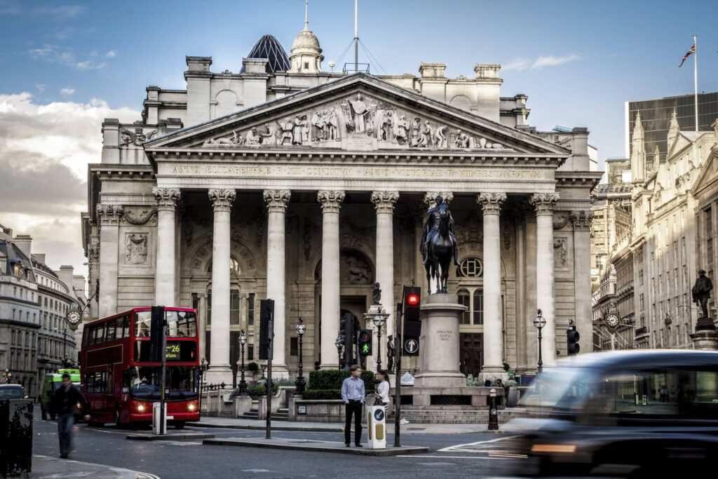 The bank of England building front